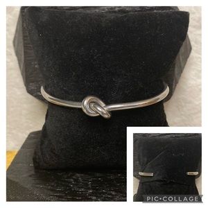 *NEW* Stainless Steel Knot Bangle Bracelet